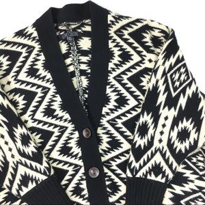 Love Culture Aztec Black and White Cardigan M/L